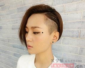 成人女帅气发型视频,打造帅气女性发型新潮流