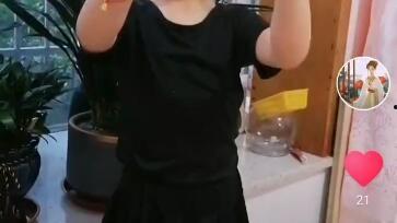 成人小棉袄怎么剪视频,轻松掌握制作技巧