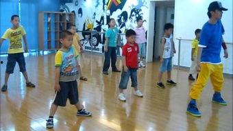 三堂成人街舞视频教学,轻松入门，舞动青春
