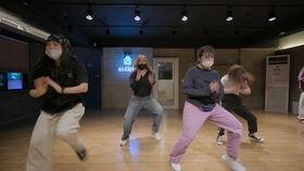 街舞视频成人化舞蹈,成人化舞蹈的潮流演变与魅力展现