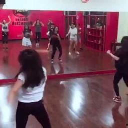 成人健身操舞蹈演出视频,成人健身操舞蹈演出精彩瞬间回顾